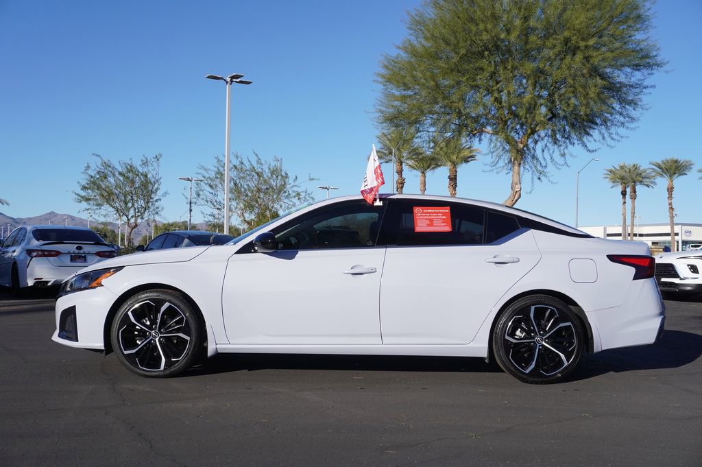 Certified 2025 Nissan Altima 2.5 SR image 2