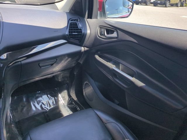 Used 2019 Ford Escape Titanium FWD image 17