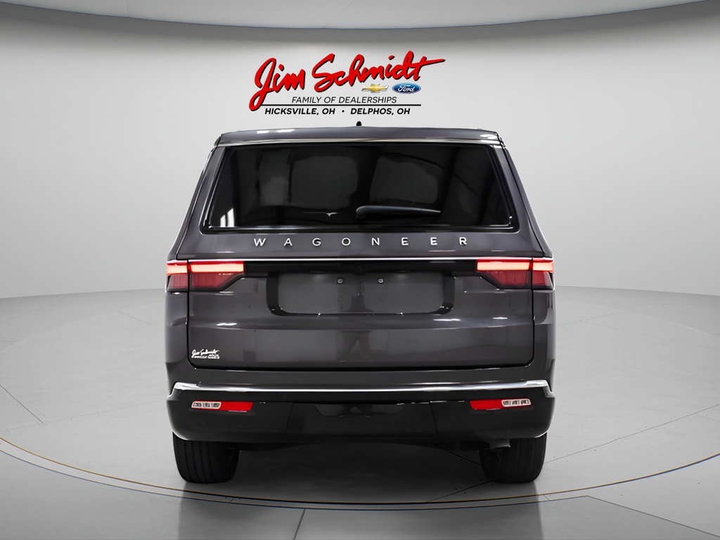 Used 2025 Jeep Wagoneer Series II w/ 8-Passenger Seating Package AWD/4WD image 5