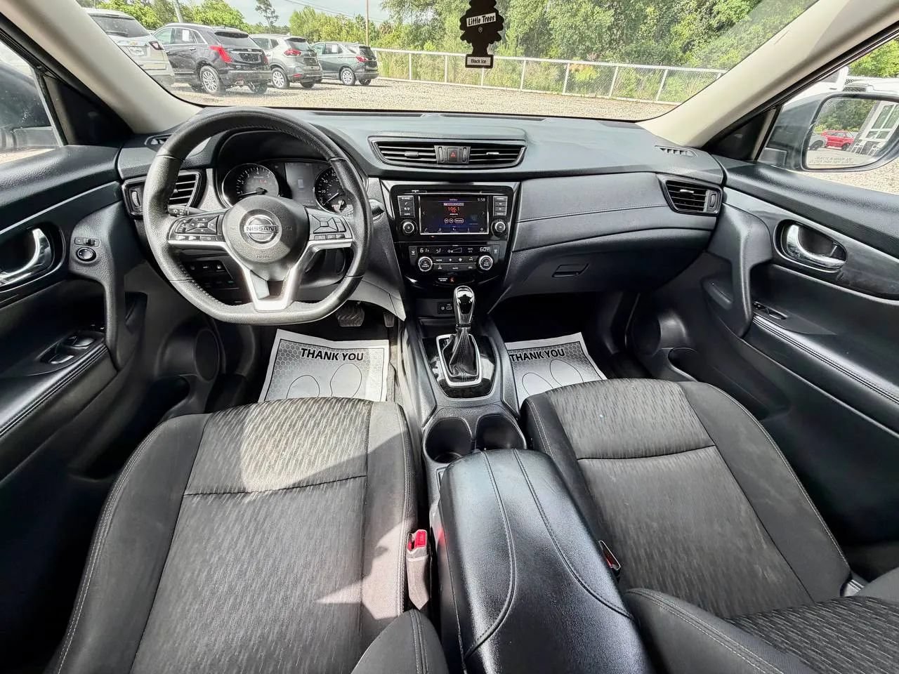 Used 2019 Nissan Rogue SV AWD/4WD image 12