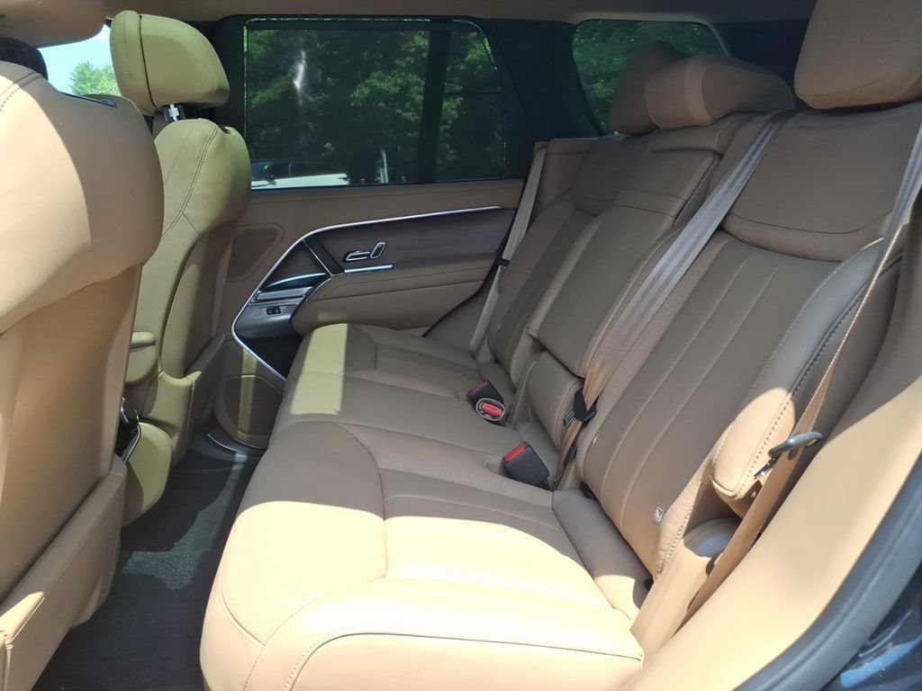 New 2026 Land Rover Range Rover SE AWD/4WD image 14