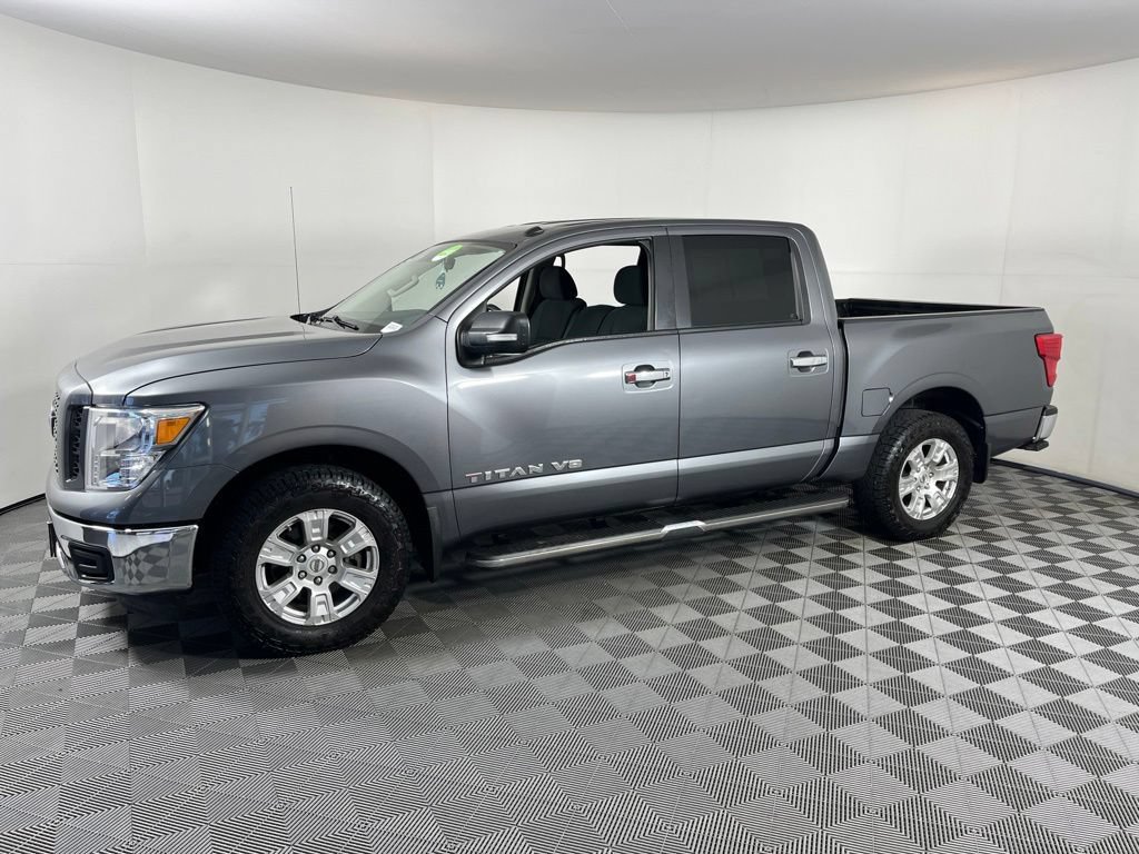 Used 2019 Nissan Titan SV RWD image 14