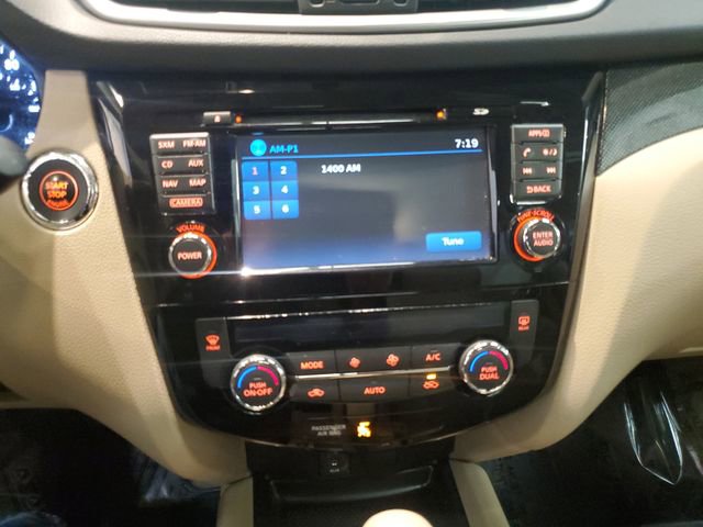 Used 2015 Nissan Rogue SL w/ SL Premium Package image 19