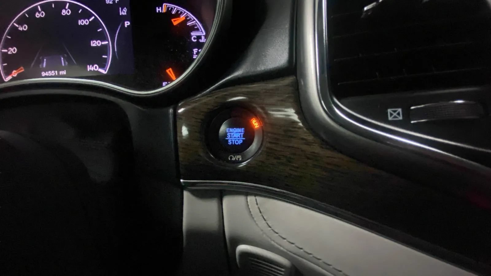 Used 2017 Jeep Grand Cherokee Summit AWD/4WD image 14