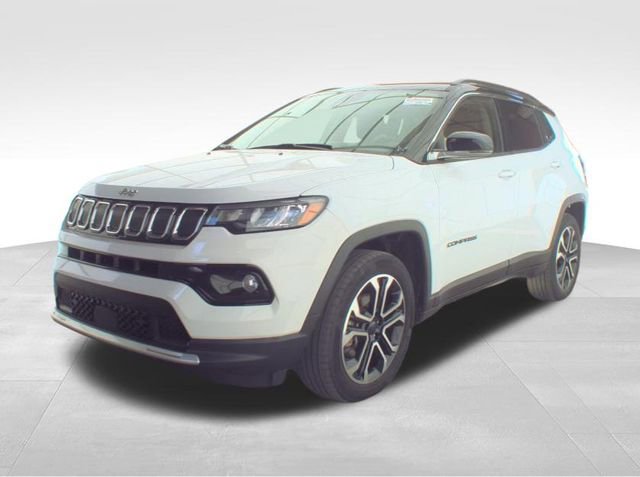 Used 2022 Jeep Compass Limited image 3