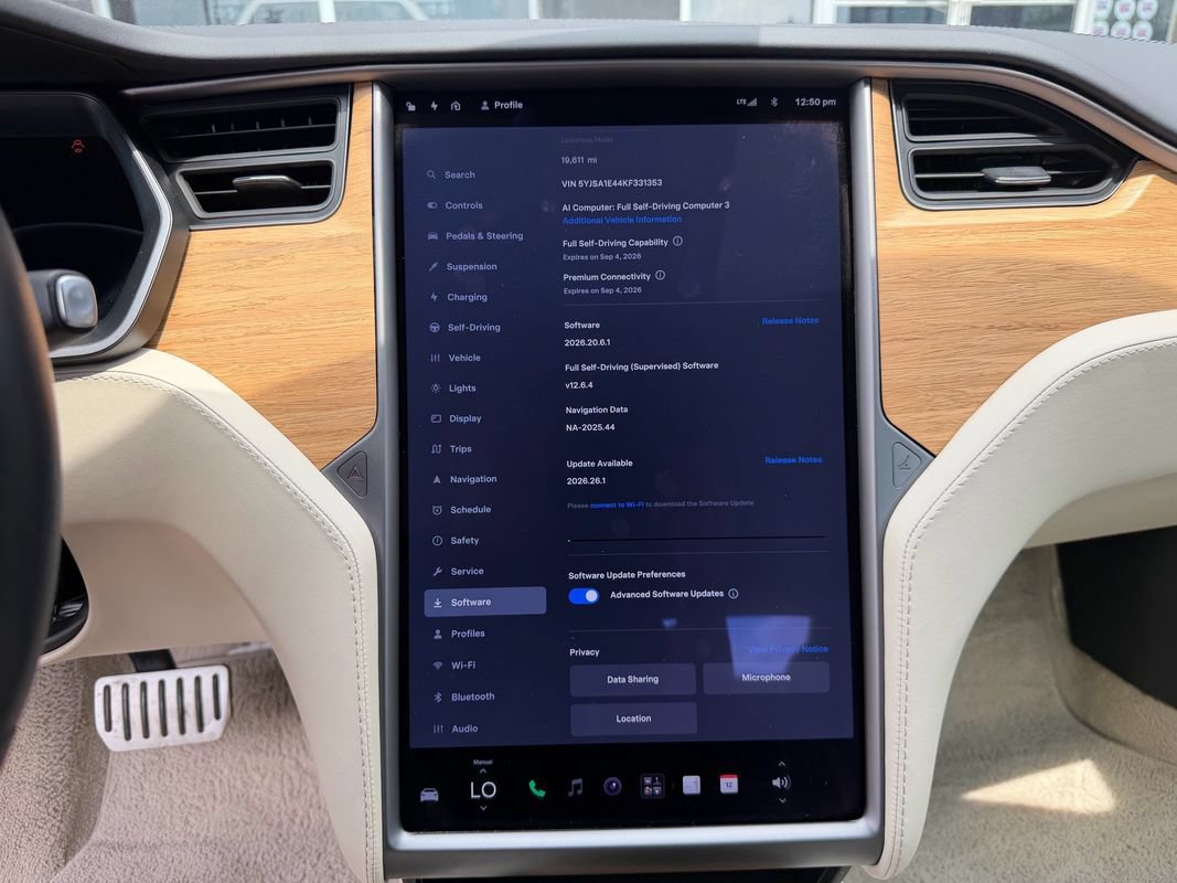 Used 2019 Tesla Model S Performance AWD/4WD image 43