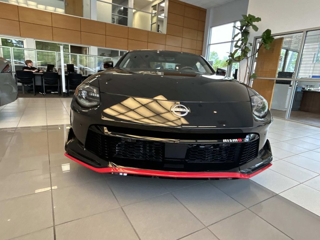 New 2026 Nissan Z NISMO w/ Floor Mat Package RWD image 2