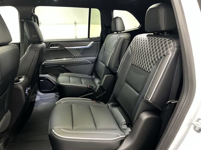 New 2026 GMC Acadia Denali w/ Super Cruise Package AWD/4WD image 26