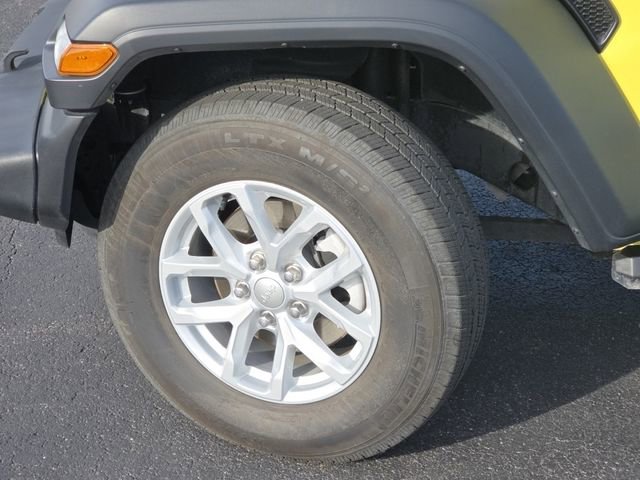 Used 2023 Jeep Wrangler Sport S image 21