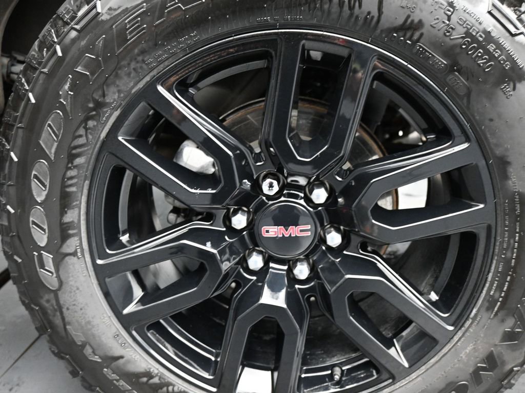 Used 2024 GMC Sierra 1500 Elevation image 10