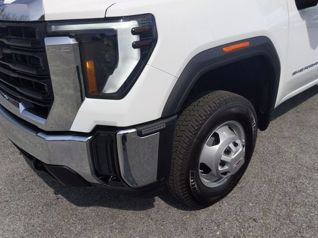 New 2025 GMC Sierra 3500 Pro w/ Convenience Package AWD/4WD image 17