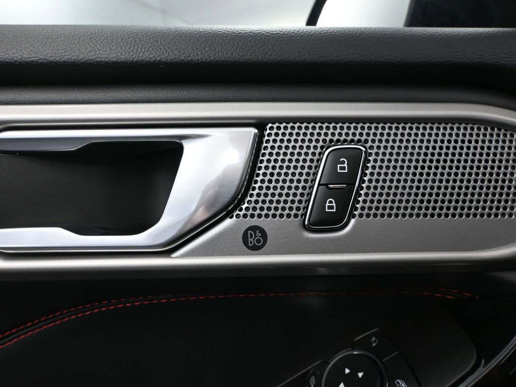 Used 2022 Ford Explorer ST-Line w/ Class IV Trailer Tow Package image 19