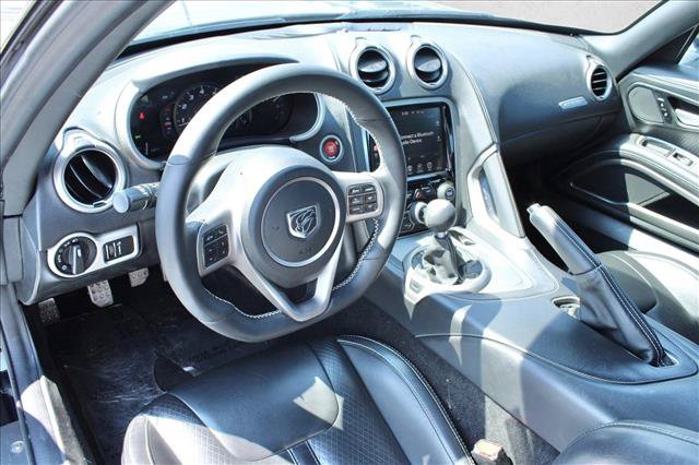 Used 2014 SRT Viper GTS w/ GTS Laguna Interior Package RWD image 17