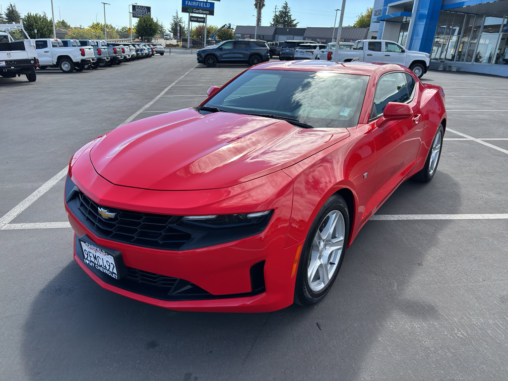 Used 2023 Chevrolet Camaro LT image 1