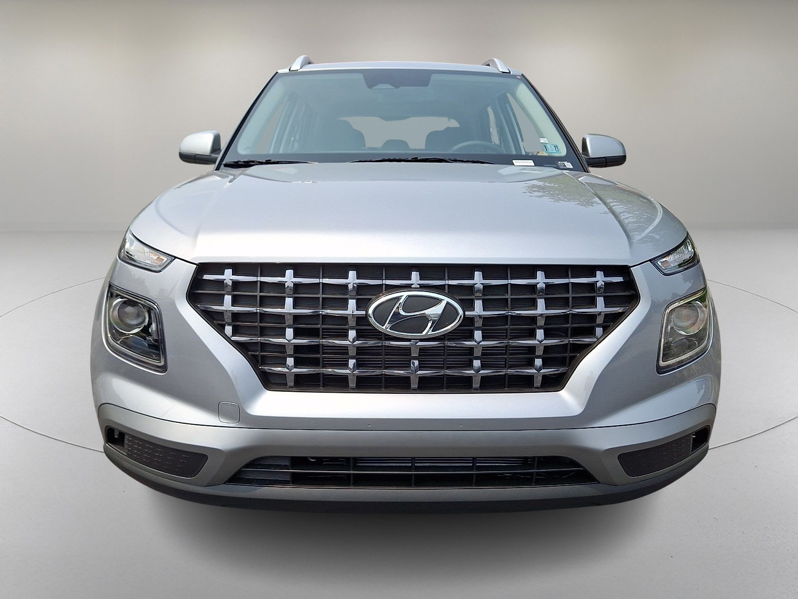 New 2026 Hyundai Venue SEL FWD image 2