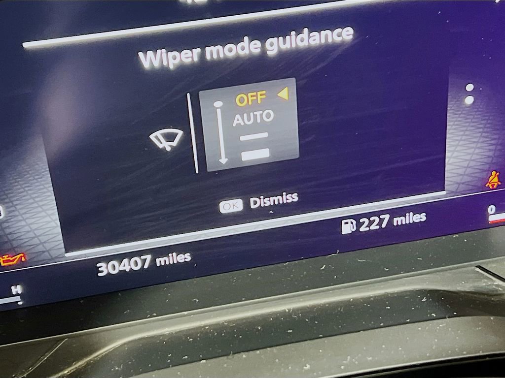 Used 2023 Nissan Pathfinder Platinum image 11