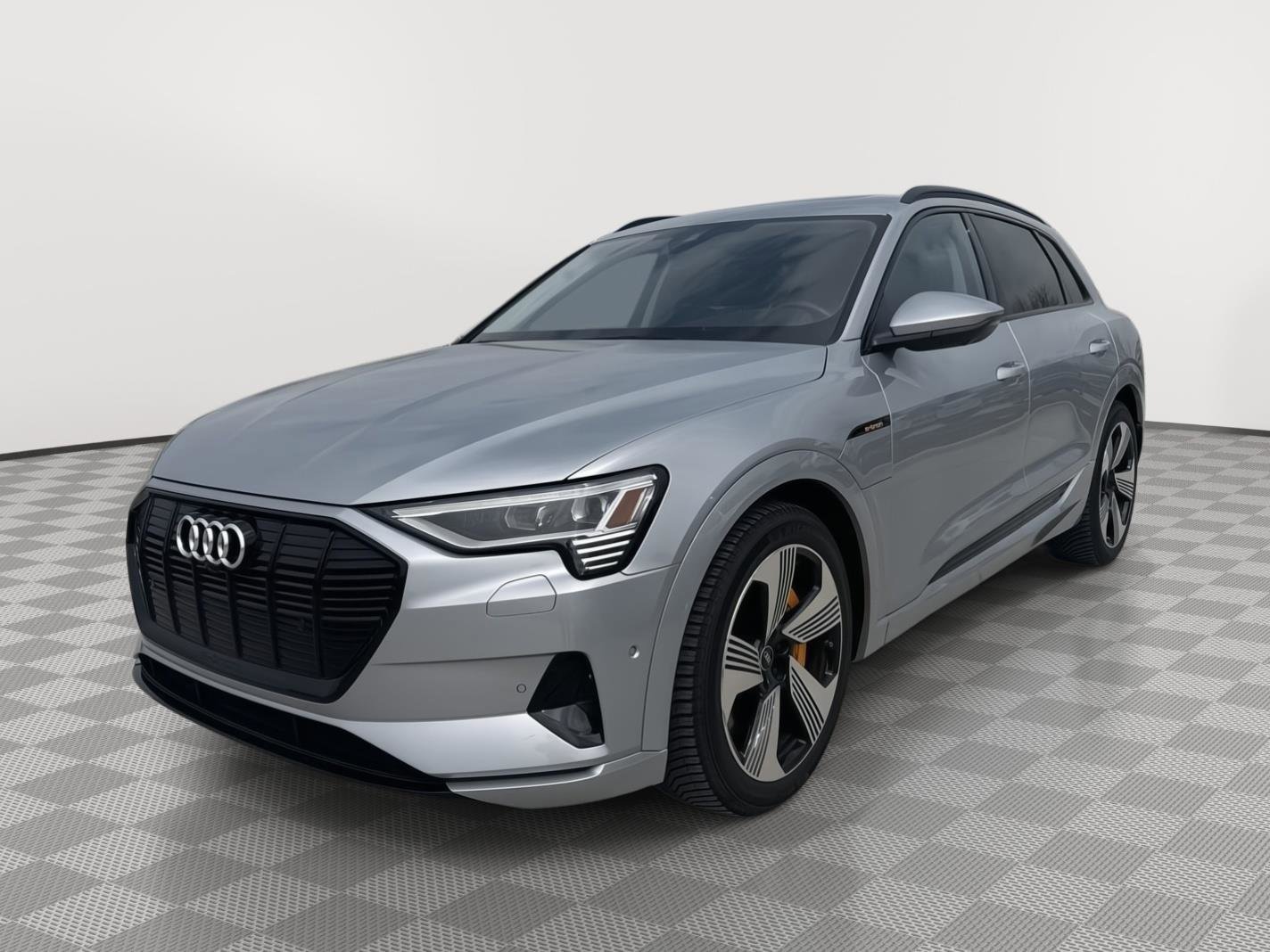 Used 2023 Audi e-tron Premium Plus w/ Premium Plus Package AWD/4WD image 3