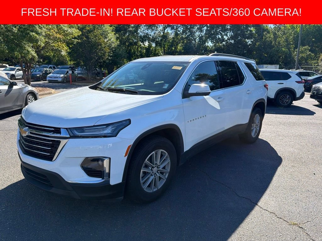 Used 2022 Chevrolet Traverse LT FWD image 1