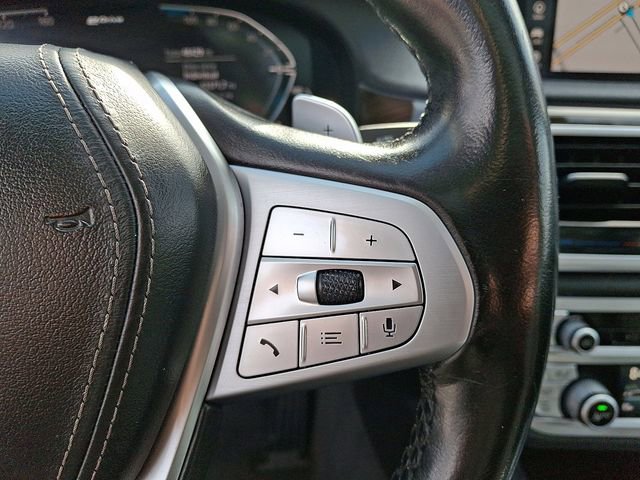 Used 2020 BMW 745e xDrive image 24