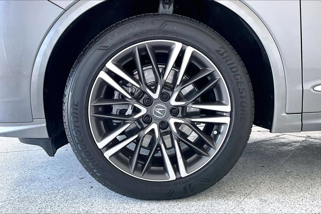 Certified 2025 Acura MDX w/ Advance Package AWD/4WD image 11