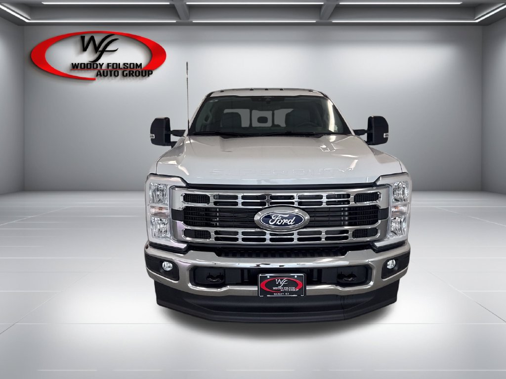 New 2027 Ford F350 XL w/ XL Chrome Package AWD/4WD image 2