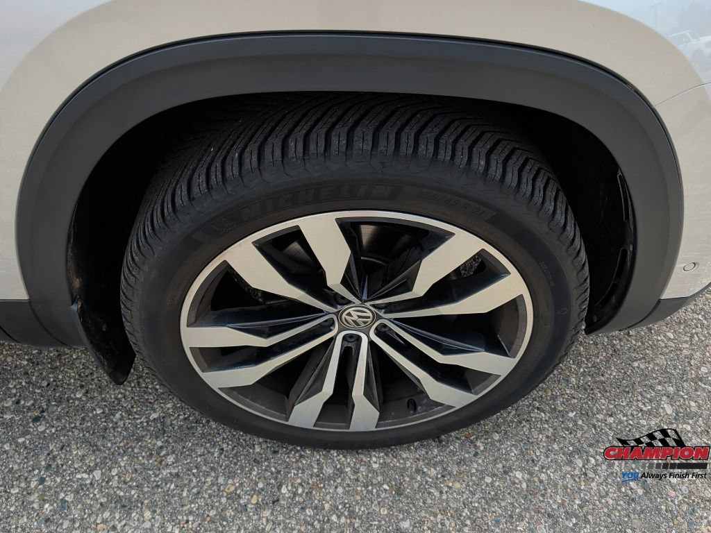 Used 2019 Volkswagen Atlas SEL Premium AWD/4WD image 17