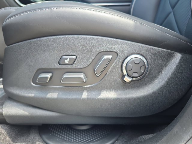 Used 2026 Genesis GV80 3.5T Prestige AWD/4WD image 15