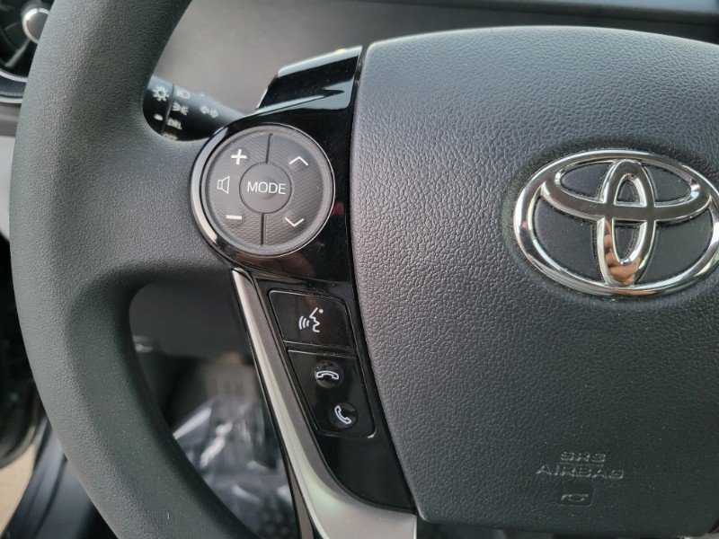 Used 2018 Toyota Prius C Two image 23