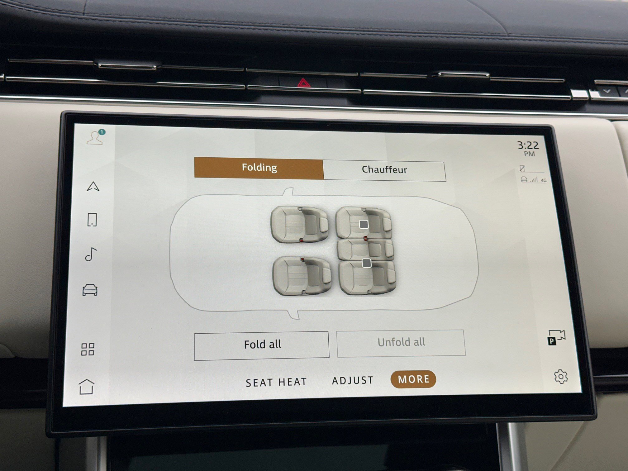 Used 2023 Land Rover Range Rover SE image 20