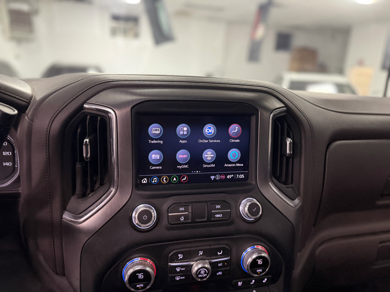 Used 2022 GMC Sierra 3500 Denali image 28