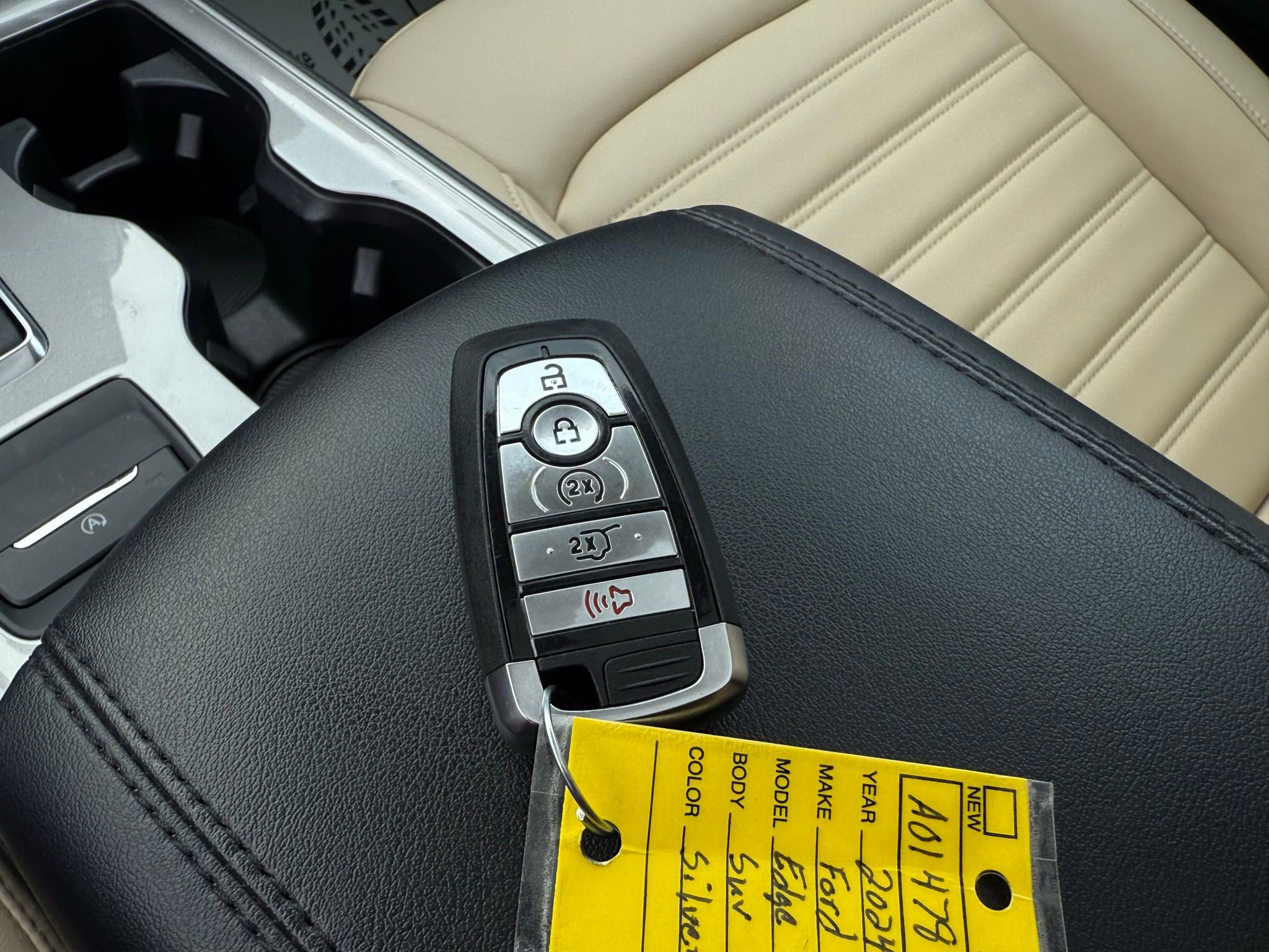 Used 2024 Ford Edge SEL w/ Convenience Package image 61