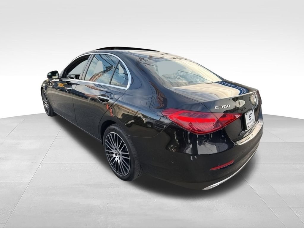 Used 2025 Mercedes-Benz C 300 4MATIC Sedan image 9