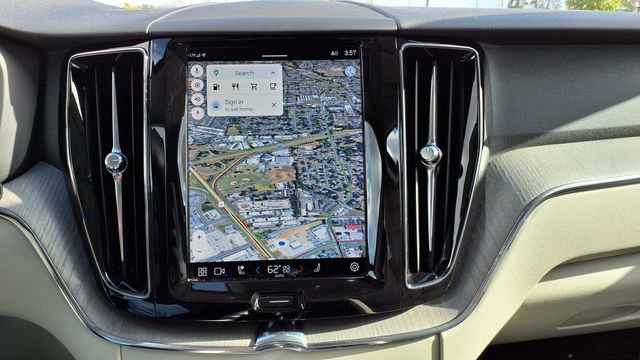 Certified 2023 Volvo XC60 B5 Plus w/ Climate Package image 26