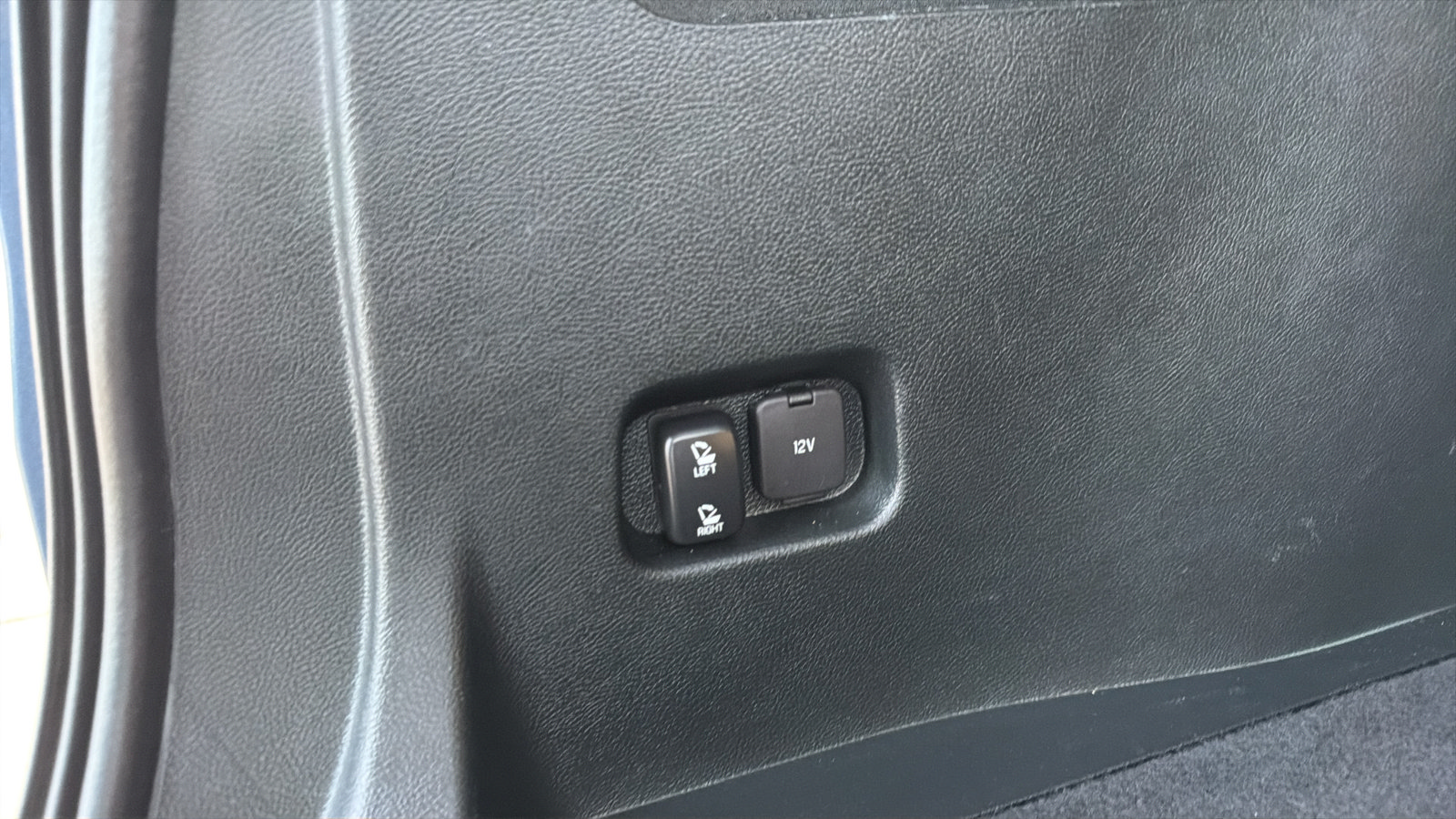 Used 2019 Ford Edge SEL w/ Equipment Group 201A FWD image 28