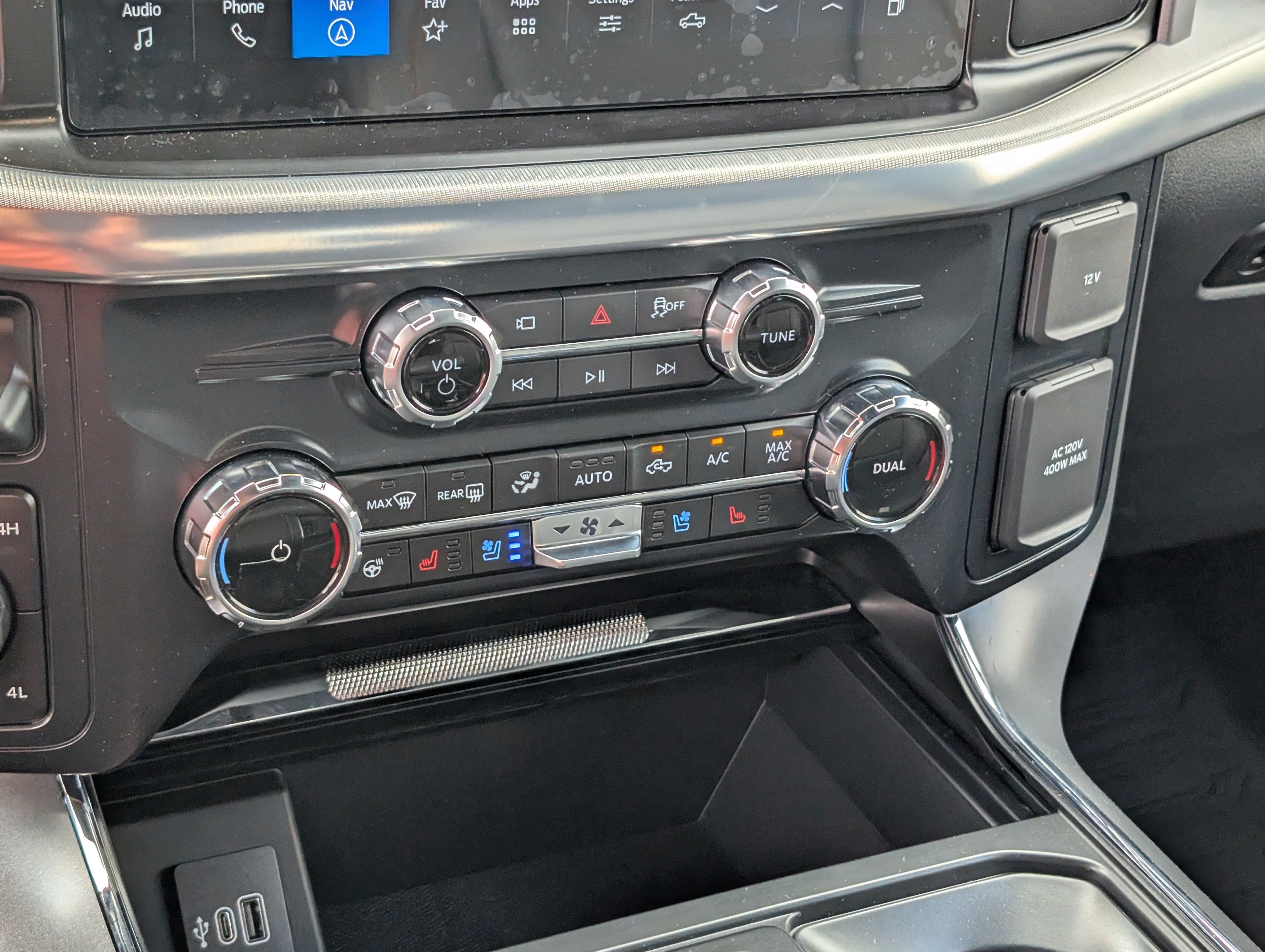 New 2026 Ford F150 Lariat w/ Equipment Group 501A Mid AWD/4WD image 30