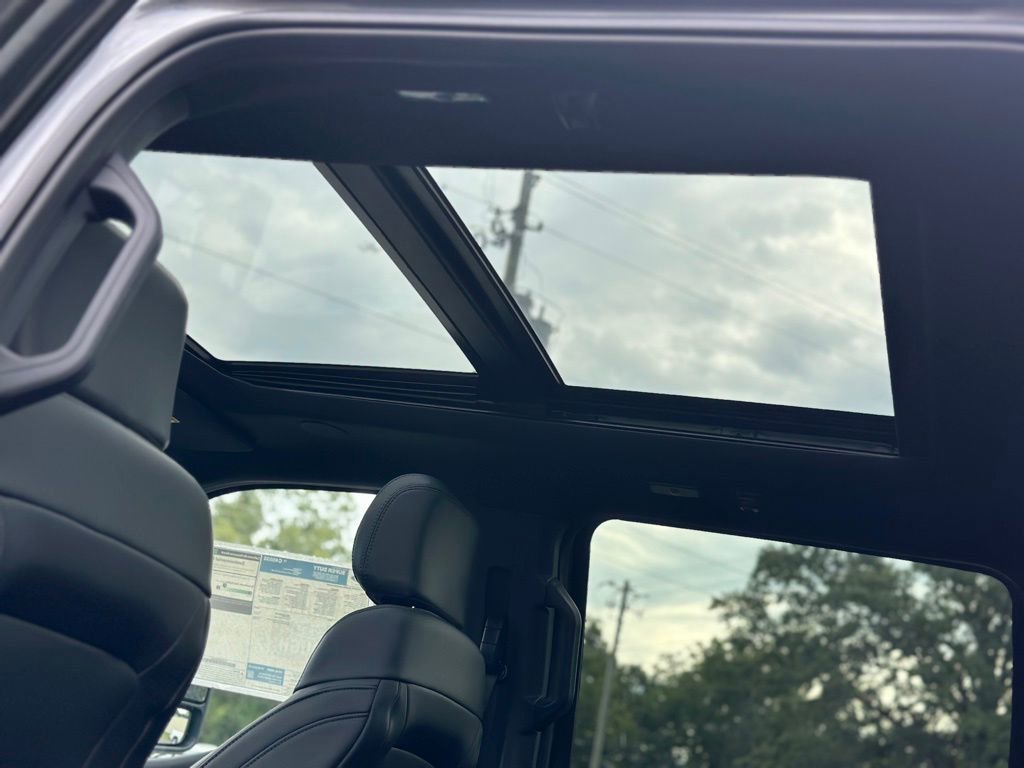 New 2026 Ford F350 Platinum image 24