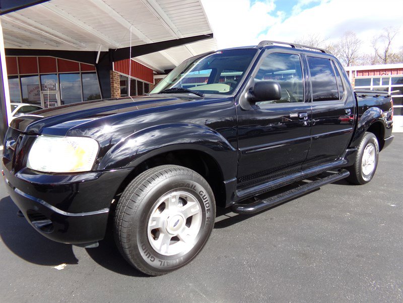 Used 2004 Ford Explorer Sport Trac XLT AWD/4WD image 1