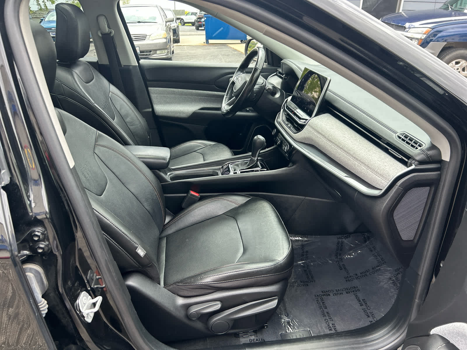 Used 2022 Jeep Compass Latitude w/ Sun and Sound Group AWD/4WD image 28