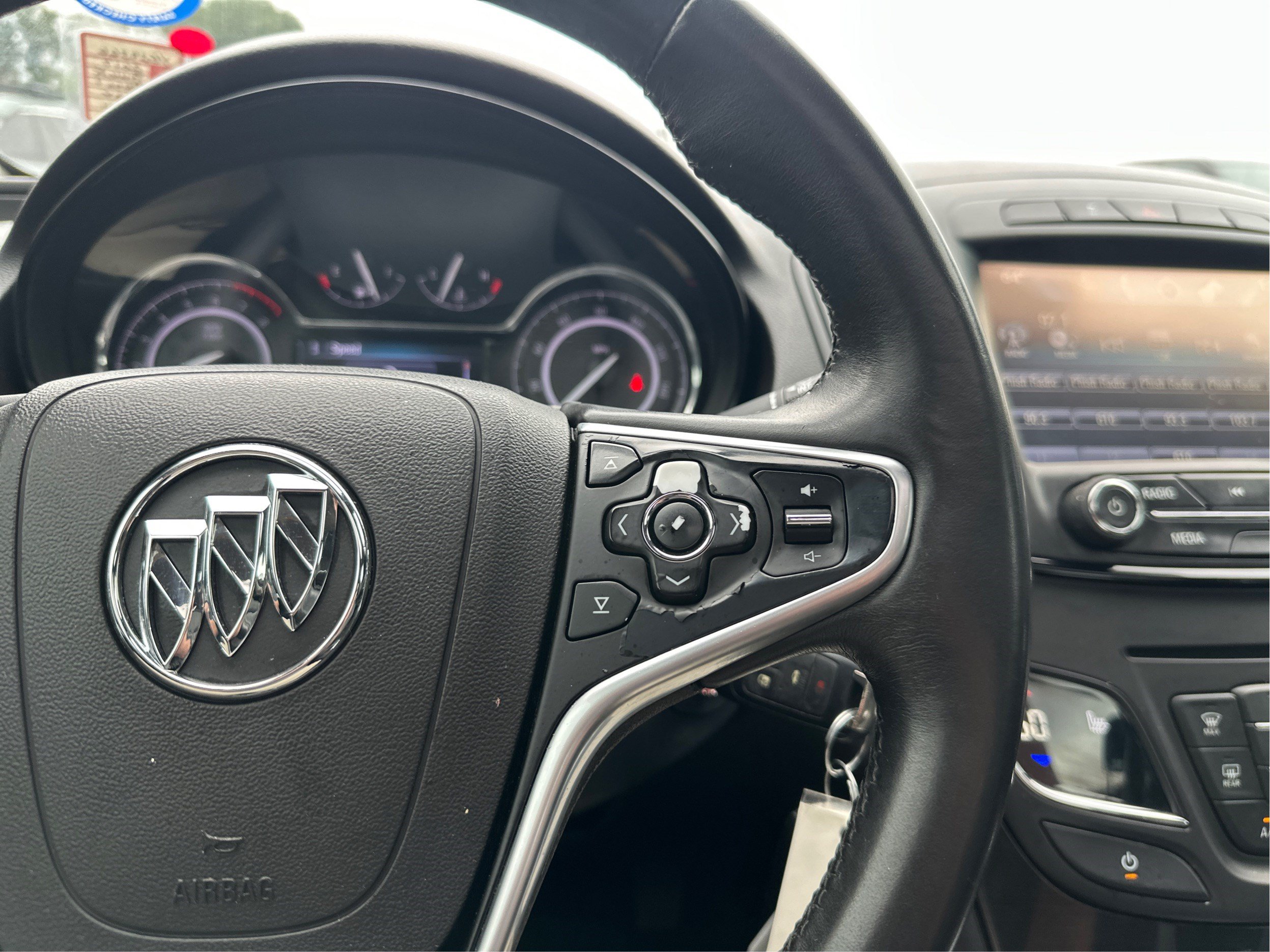 Used 2017 Buick Regal Sport Touring FWD image 35