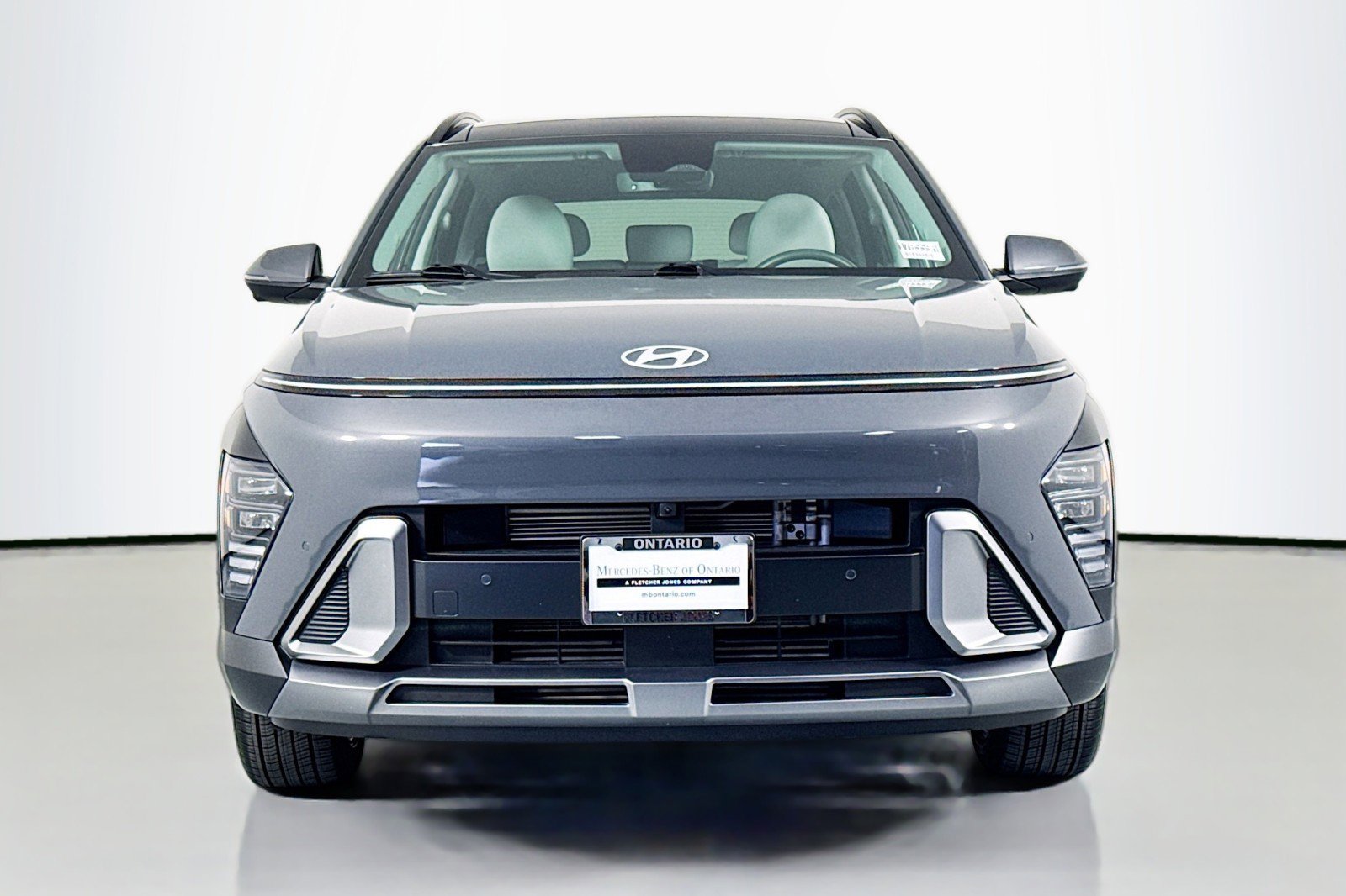 Used 2025 Hyundai Kona Limited image 3