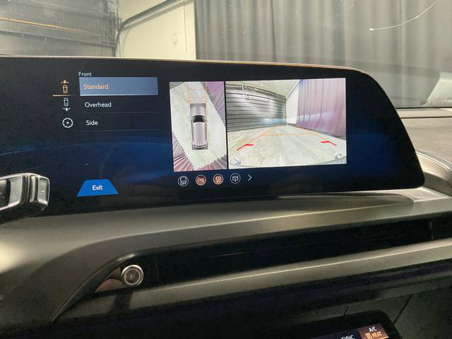 Used 2026 Cadillac Vistiq Sport image 24