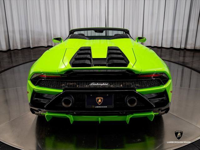 Used 2021 Lamborghini Huracan EVO RWD image 17