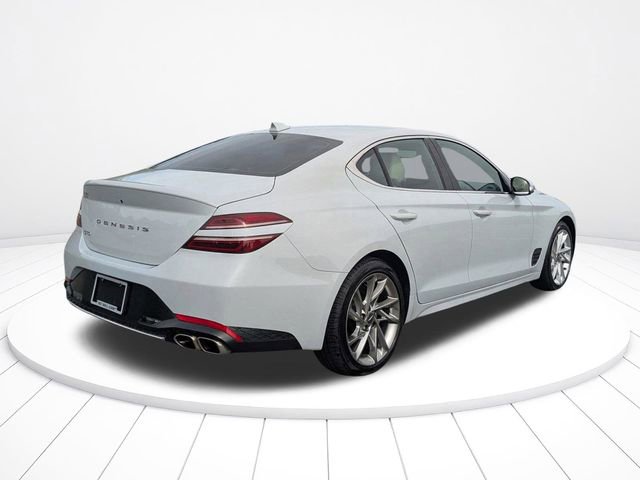 Used 2022 Genesis G70 2.0T image 11