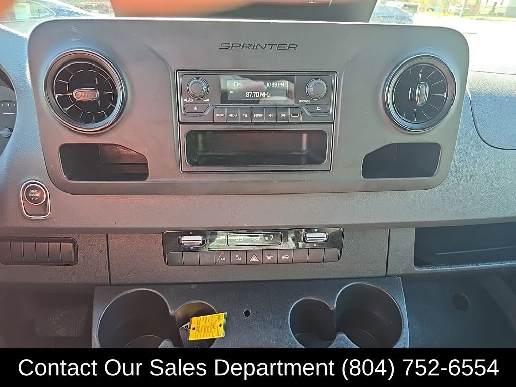 Used 2020 Freightliner Sprinter 3500 image 25