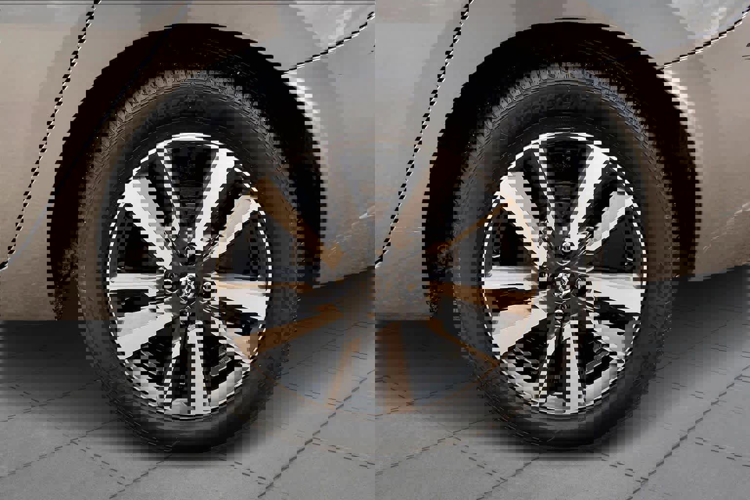 Used 2021 Nissan Versa SV image 10