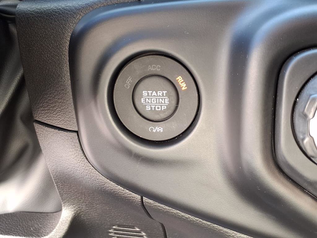 Used 2022 Jeep Gladiator Overland image 14