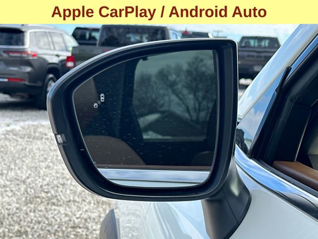 Used 2022 Nissan Pathfinder Platinum w/ Lighting Package (N92) AWD/4WD image 8