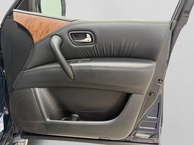 Used 2024 Nissan Armada SL w/ Captain's Chairs Package AWD/4WD image 15