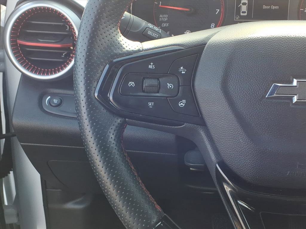 Used 2024 Chevrolet Trax RS w/ Driver Confidence Package image 17