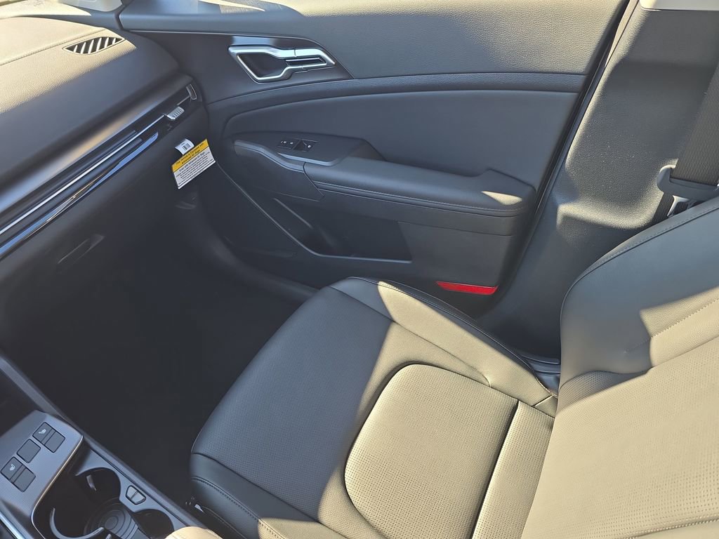 New 2026 Kia Sportage EX image 18